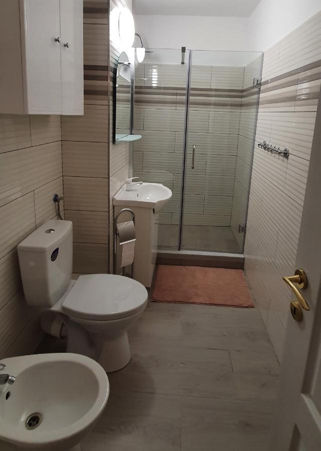 Rebecca Sweet Apartment Oradea Εξωτερικό φωτογραφία